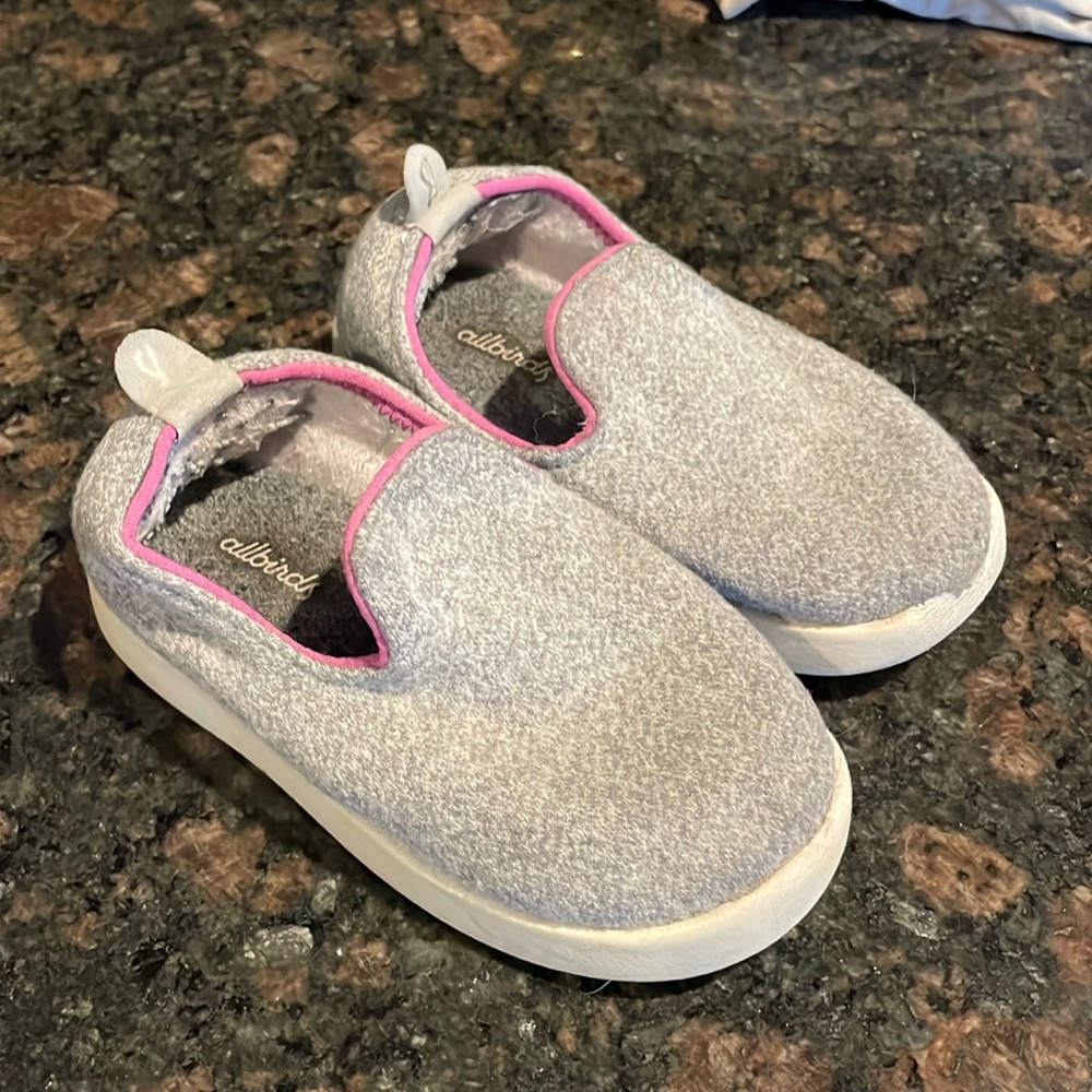 All birds toddler slippers, rubber sole